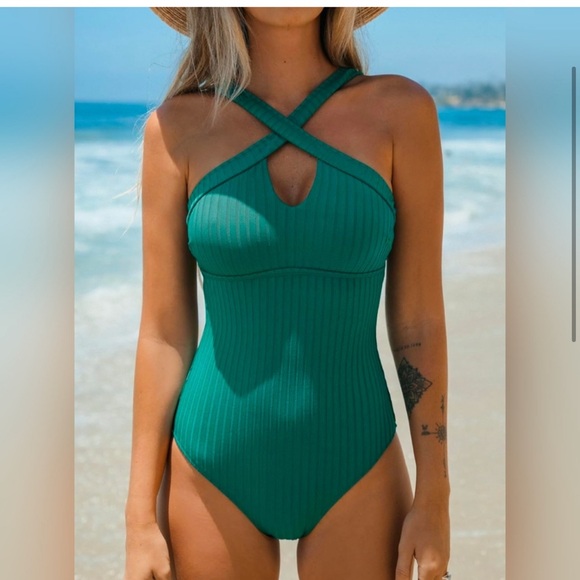 NWOT CUPSHE Green Ribbed 1PC Cut-Out Criss Cross Front SZ: S - Picture 4 of 8